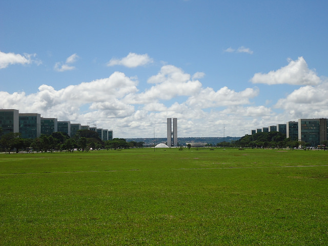 Pesquisa da USP revela que 11 temas concentram 90% das ações judiciais contra o Estado